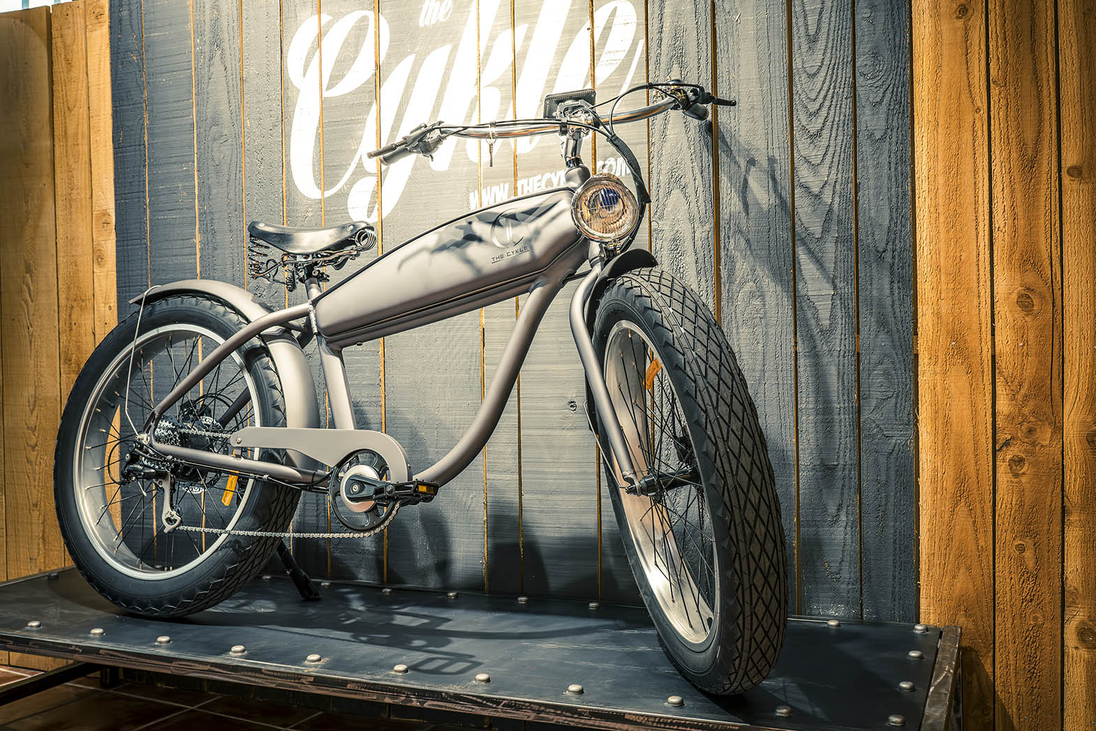 Velo electrique vintage retro the cykle